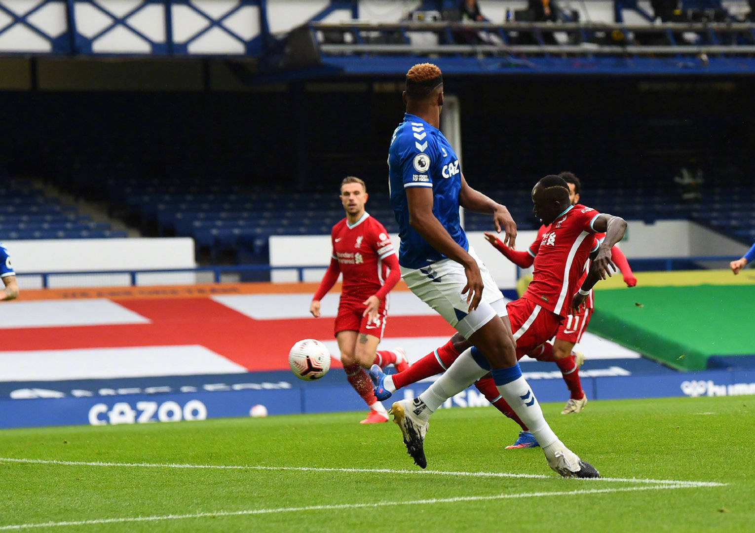 并渴望争冠 并渴望争冠